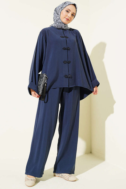Ensemble double en Tencel bleu marine avec détails boutons