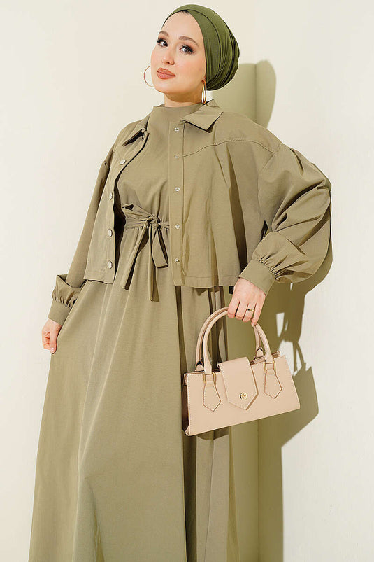 Ensemble robe salopette avec veste à boutons-pression vert avocat