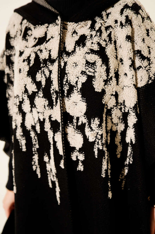 Poncho de punto con capucha y botones a presión, negro