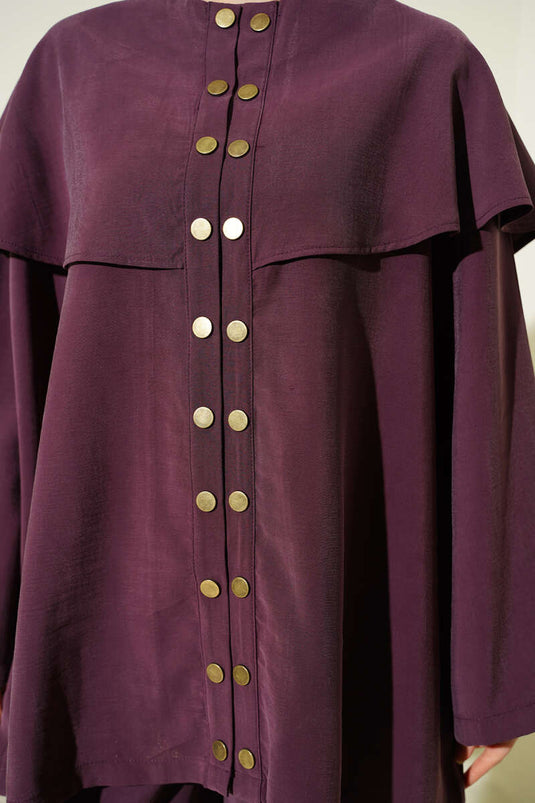 Ensemble double en modal avec cape à boutons-pression, couleur mûre