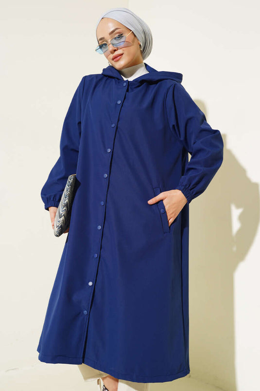 Trenchcoat mit Druckknöpfen in Marineblau