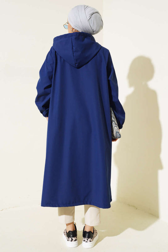 Trenchcoat mit Druckknöpfen in Marineblau