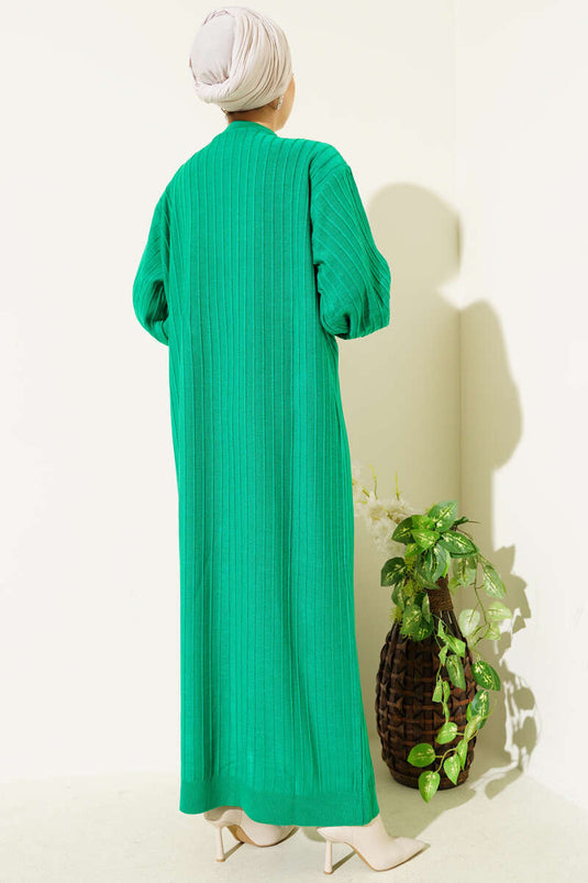 Robe en maille verte à rayures et manches ballon