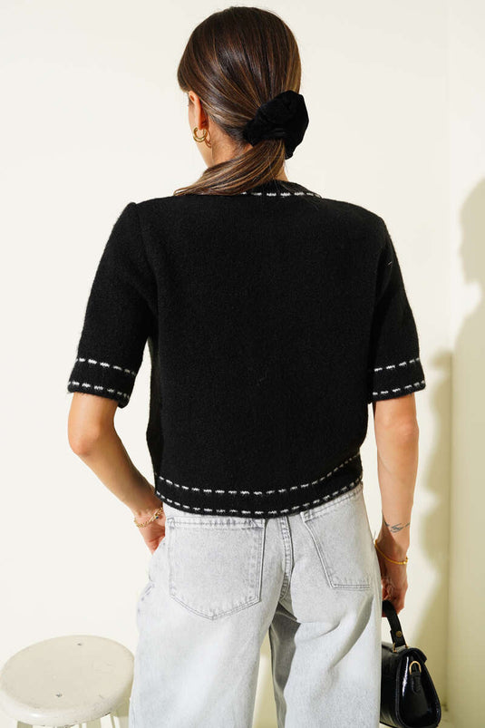 كارديجان أسود قصير الأكمام محبوك بتفاصيل مخططة