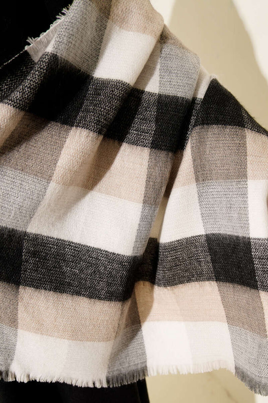 Çizgi Detaylı Omuz Şalı Siyah