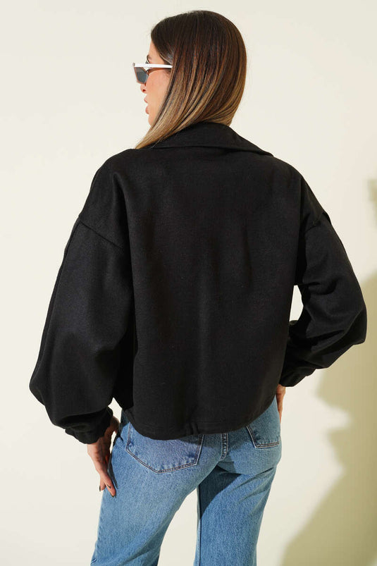 جاكيت كشمير أسود مزين بأزرار مخططة