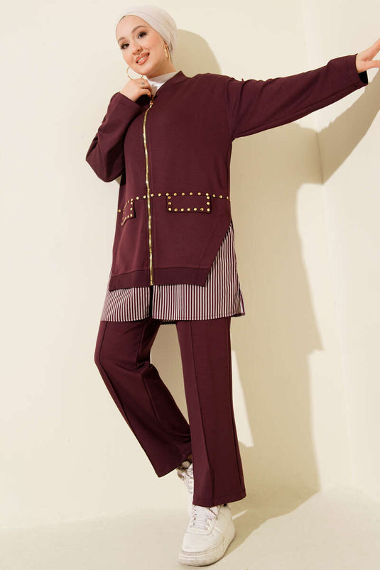 Completo doppio con dettaglio cuciture a righe e cucitrice color prugna