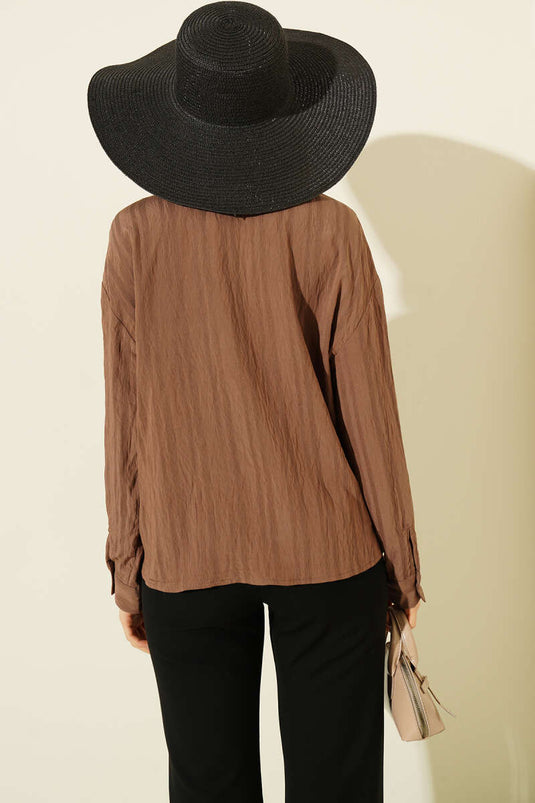 Çizgi Kabartmalı V Yaka Gömlek Kahve