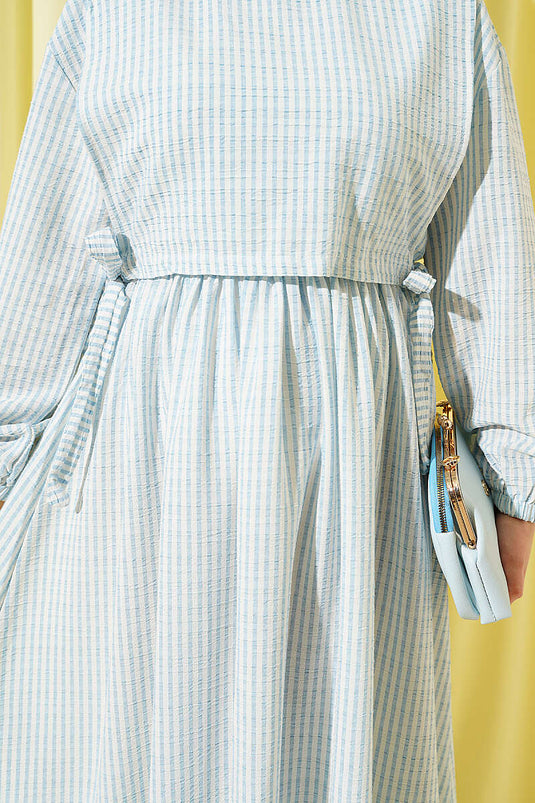 Robe à bretelles avec taille élastique rayée Bleu bébé