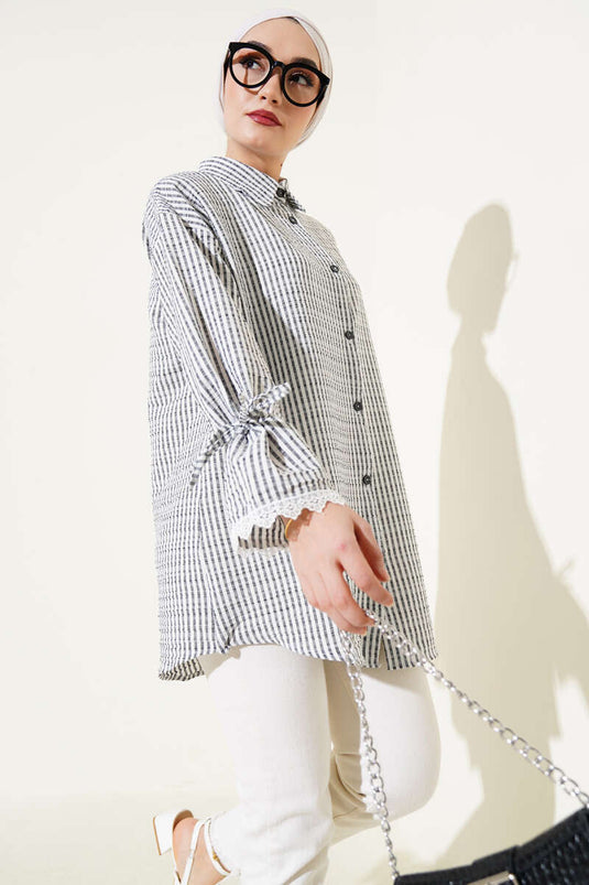 Striped Tunneled Sleeve Seersucker Shirt Black