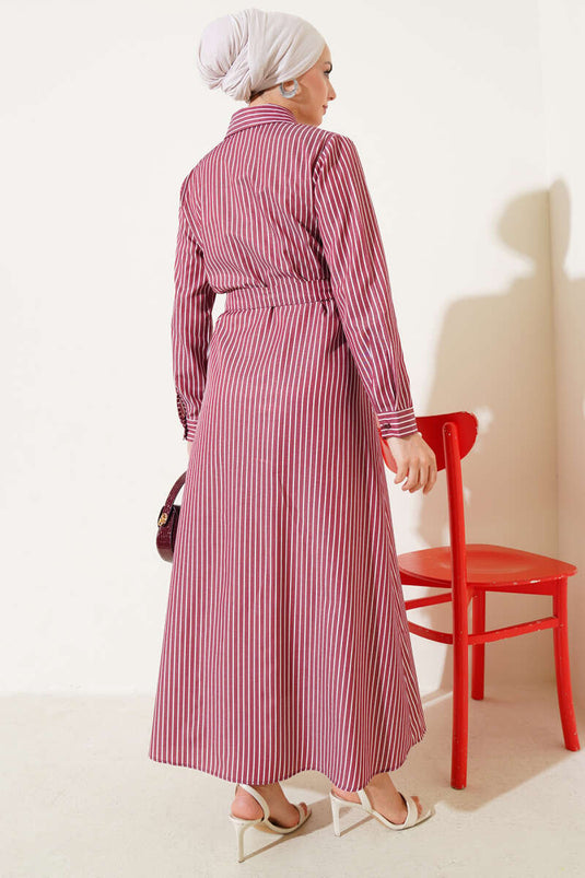 Gestreiftes Kleid Mit Gürtel Bordeaux