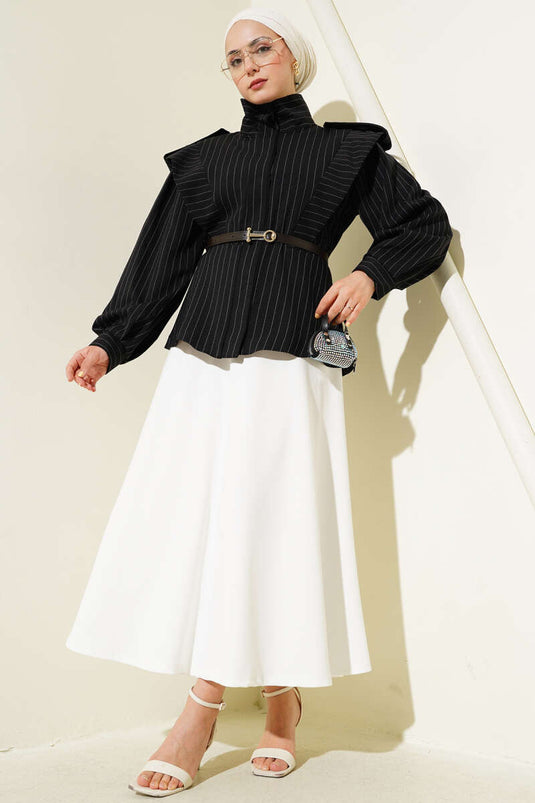 جاكيت أسود مخطط الكتف مع حزام