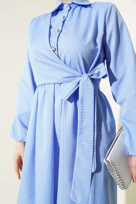 Çizgili Yarım Düğmeli Bağlamalı Elbise Mavi