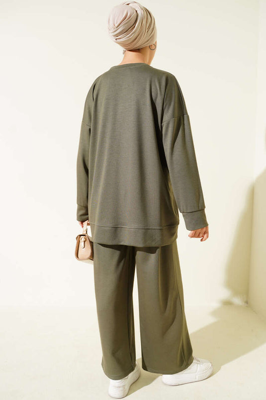 طقم لويشا من قطعتين بتفاصيل غرزة الراعي، لون كاكي