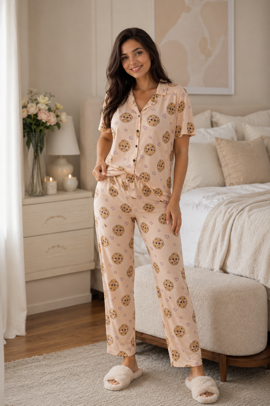 Cookie Desen Düğmeli Pijama Takımı Bej