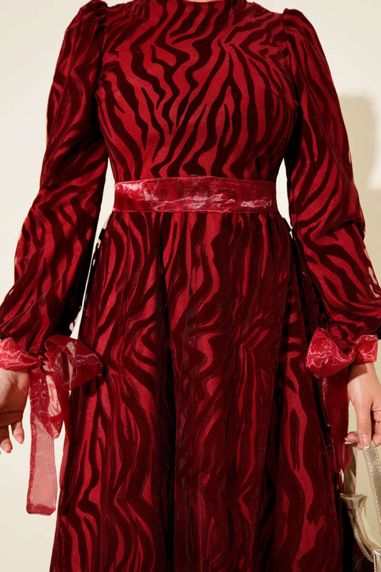 Wave Pattern Tulle Belt Evening Dress Burgundy