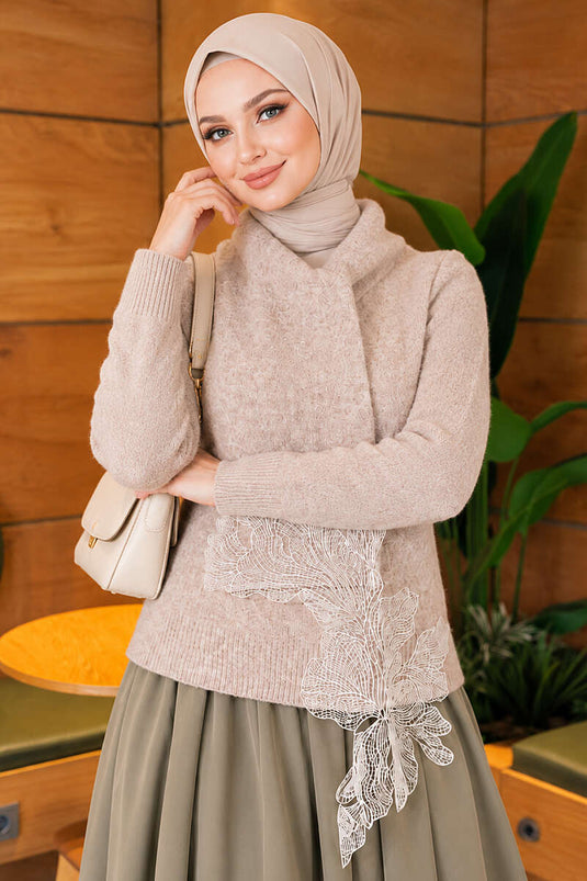 Beiger Strickpullover Mit Spitzen-Details
