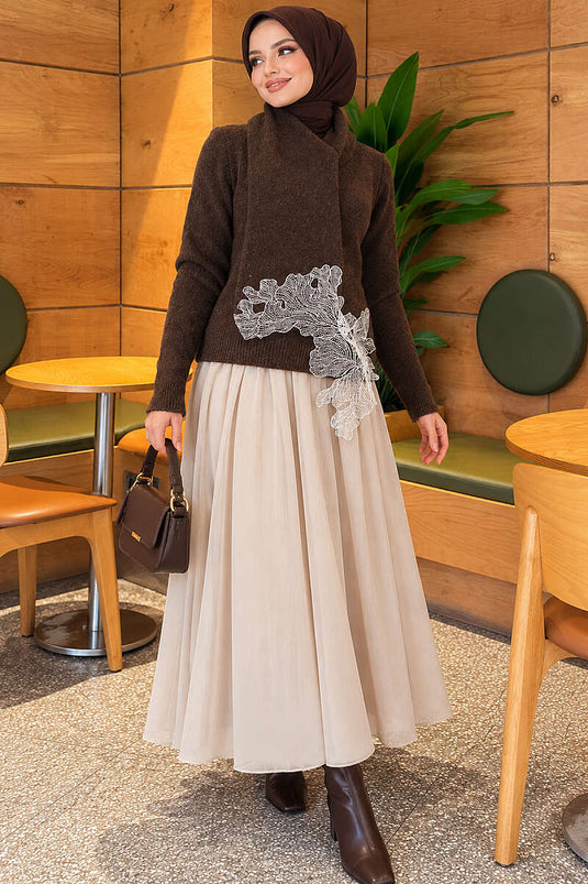Pull En Maille Marron À Détails En Dentelle