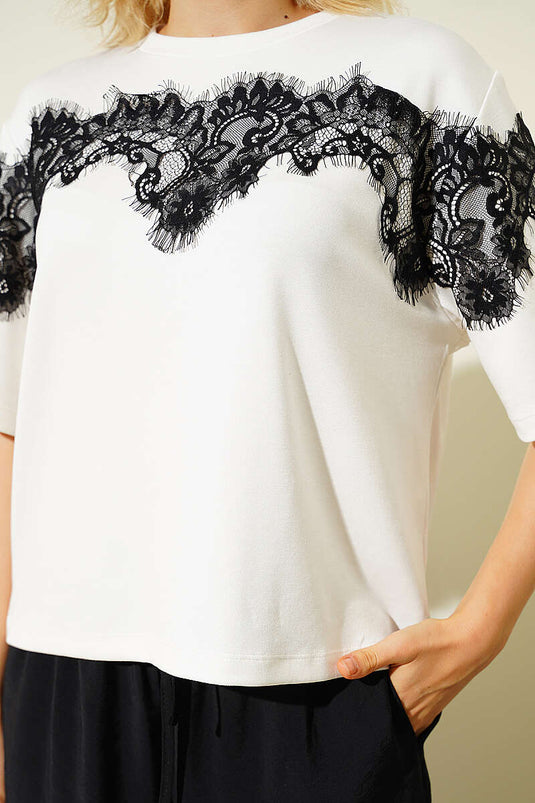 T-shirt Loyşa con dettagli in pizzo color ecru