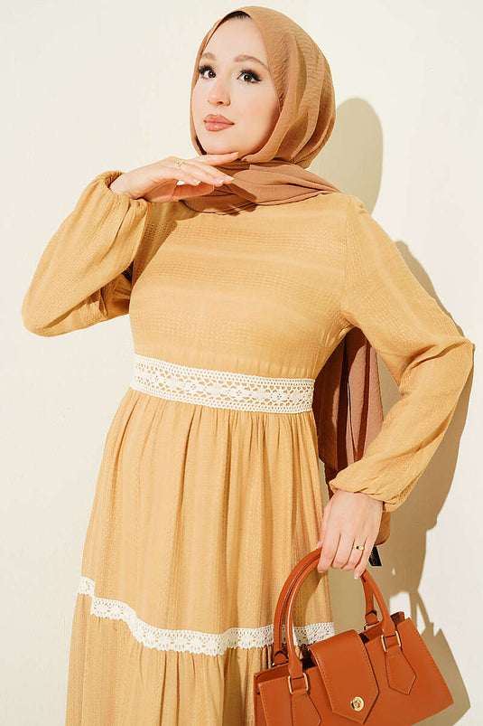 Robe Jaune Moutarde À Dentelle