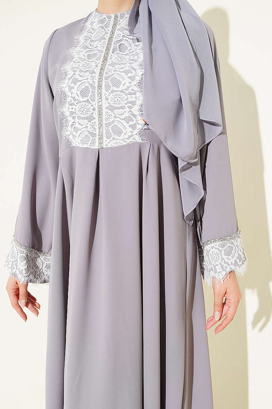 Graues Besticktes Spitzenkleid