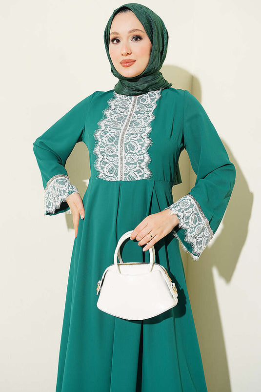 Smaragd Geborduurde Kantjurk