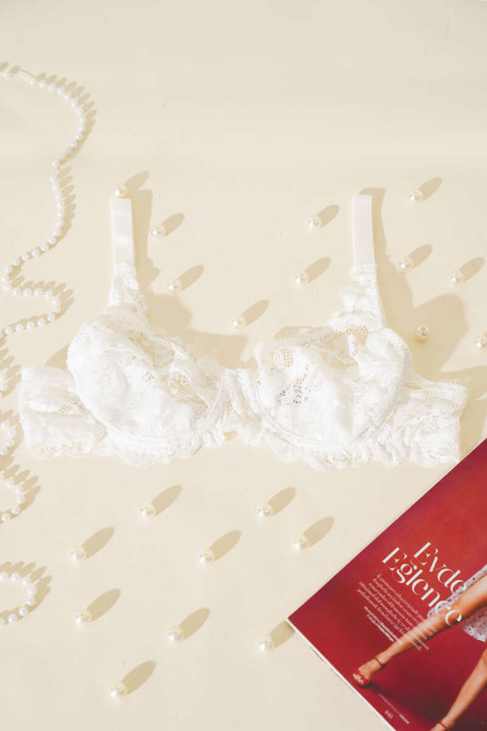 Soutien-gorge à armatures en dentelle écru