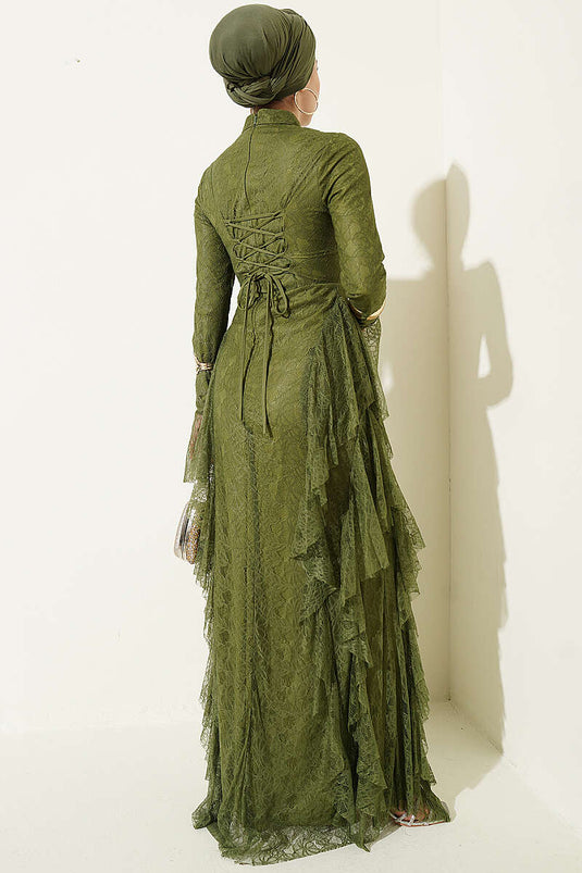 Robe de soirée kaki avec jupe à volants et dentelle