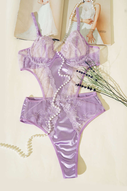 Body en dentelle à bretelles lilas