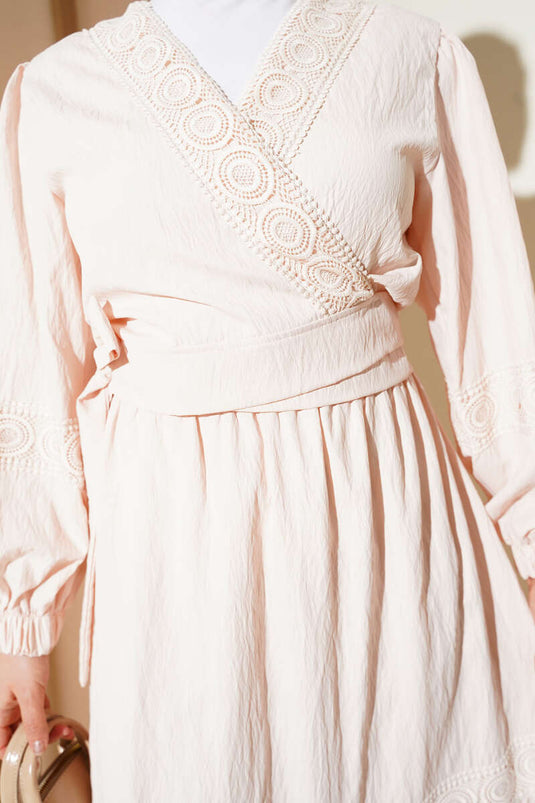 Ensemble beige à nouer devant avec dentelle