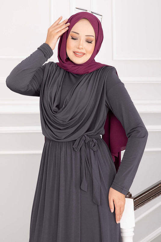Schulterfreier Jumpsuit Mit Gürtel In Anthrazit
