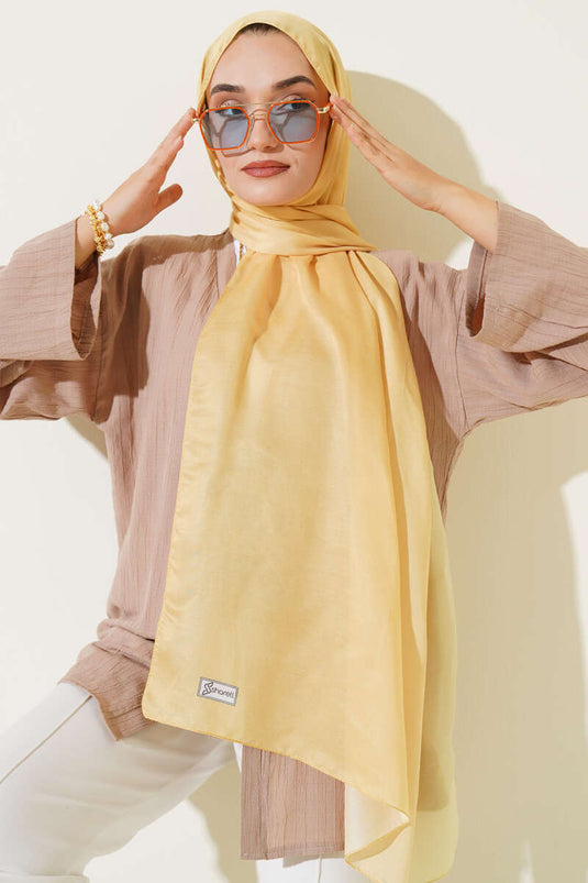 شال متدرج اللون أصفر