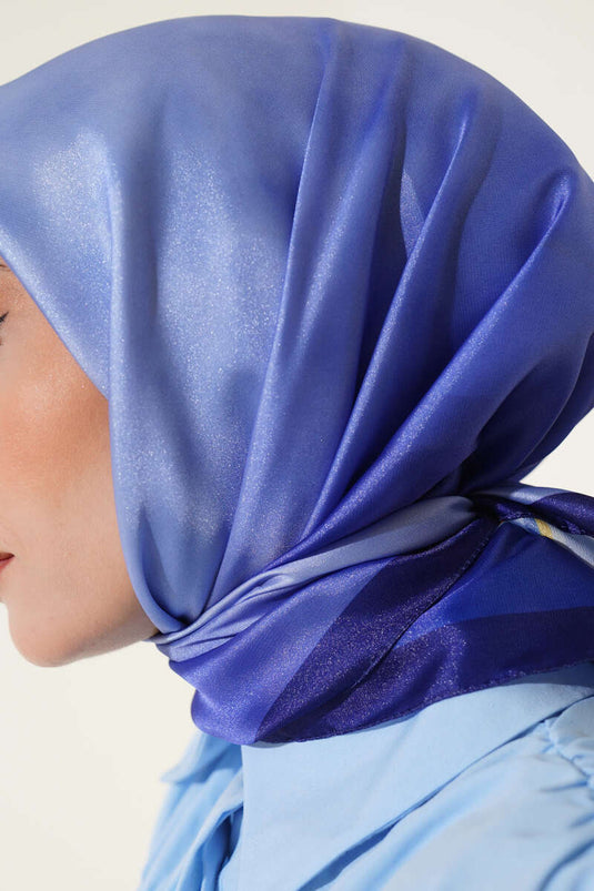 وشاح من قماش التويل المتدرج من ساكس