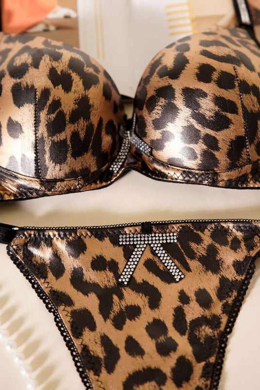 Deri Görünümlü Destekli Sütyen Takım Leopar