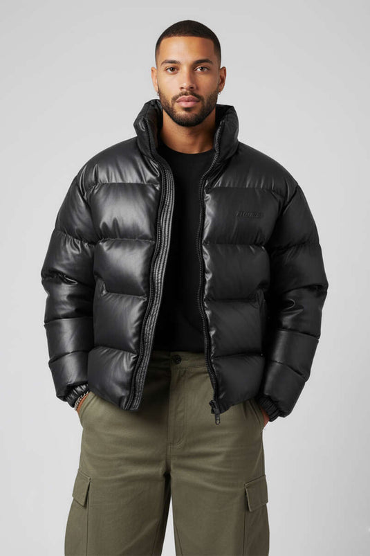 جاكيت جلد أسود كبير الحجم منفوخ