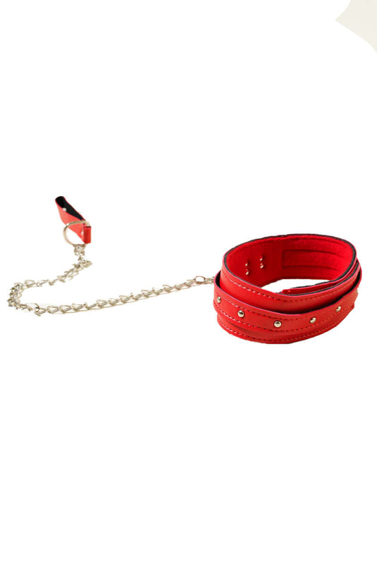 Collier en cuir rouge