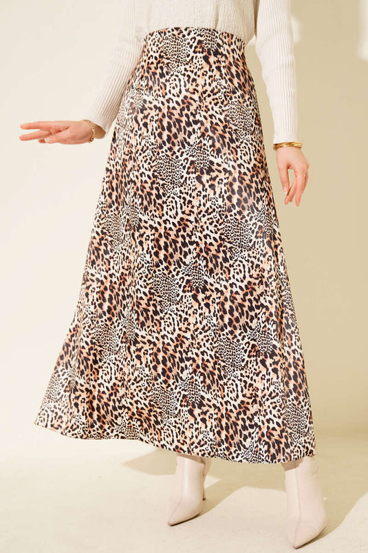 Jupe en satin à motifs léopard