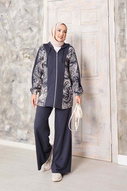 طقم مزخرف بدانتيلا بغطاء رأس مطرز رمادي