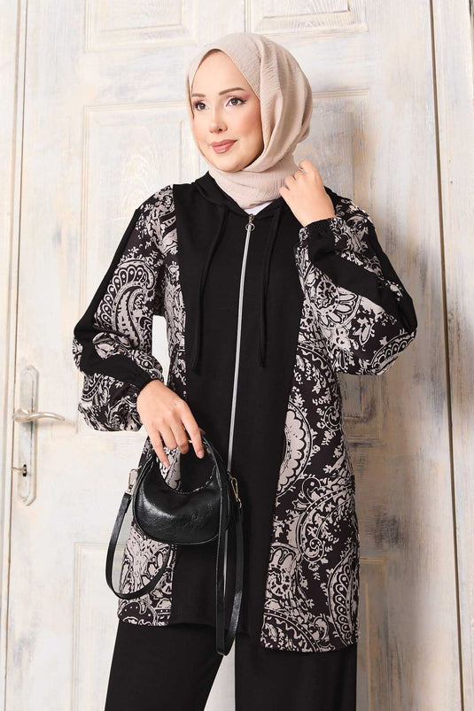 طقم أويشو بغطاء رأس مع نقوش مزينة - أسود