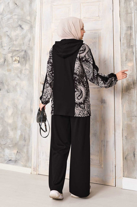 طقم أويشو بغطاء رأس مع نقوش مزينة - أسود