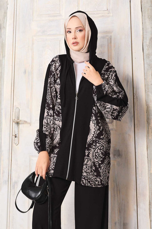 طقم أويشو بغطاء رأس مع نقوش مزينة - أسود