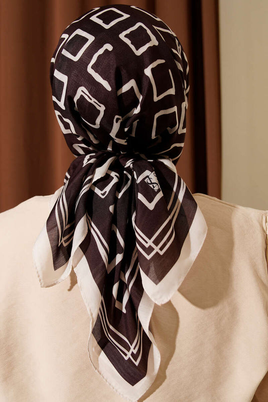 Schal-Sortiment der Serie „Dunkelbraun“ mit Muster 1