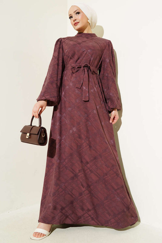 فستان جاكار بحزام وأكمام منفوخة منقوش، بني