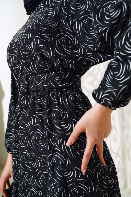 Robe élastique à motifs à la taille et aux poignets noir