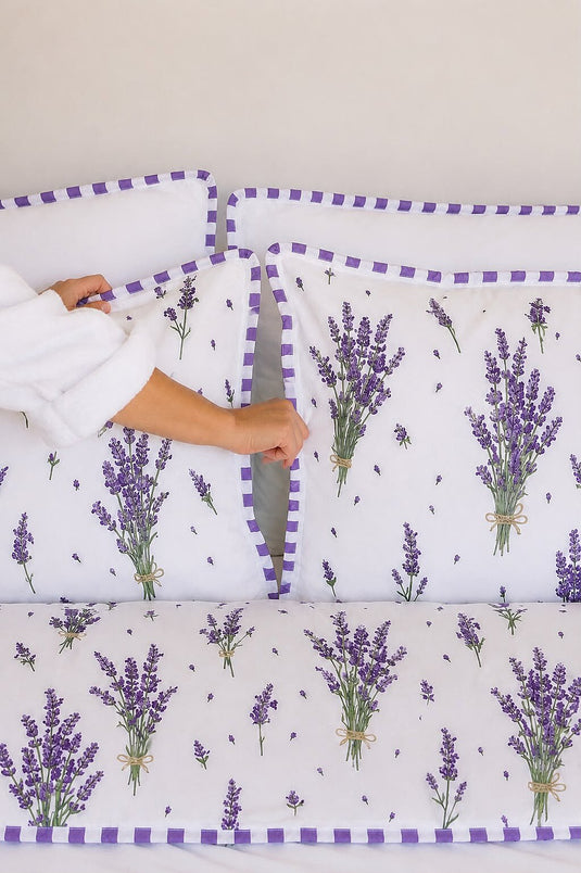 Ensemble De Linge De Lit Double À Motifs Blanc Et Violet