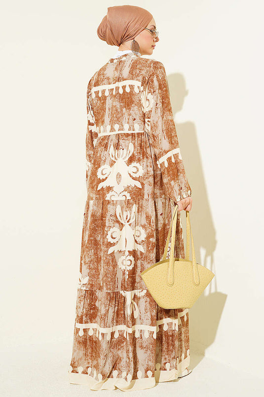 Robe à motifs avec boutons et poignet élastique couleur latte