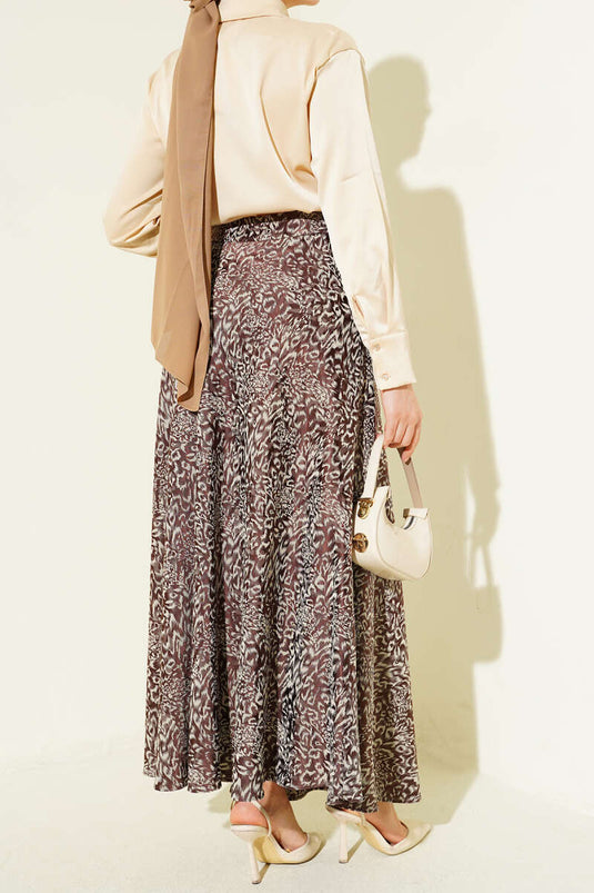 تنورة ساتان بنقشة بسحاب لون بني