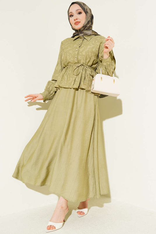 Ensemble deux pièces avec jupe à ceinture en corde à motifs, vert pistache
