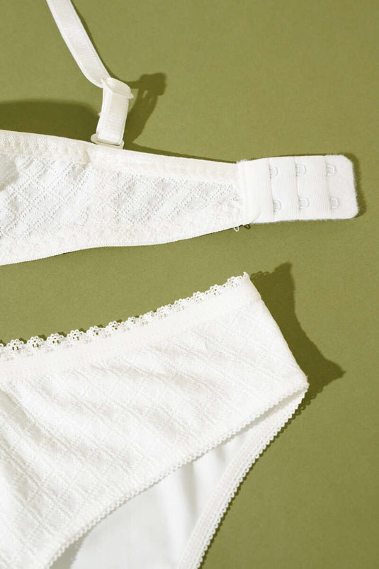 طقم حمالة صدر غير مبطنة من الجاكار المزخرف باللون البيج