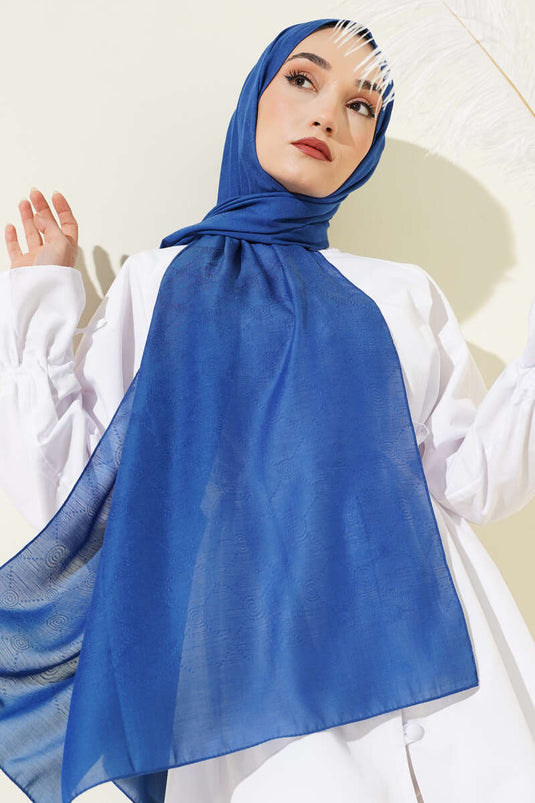 شال منقوش بنقشة الأحرف الأولى (ساكس)